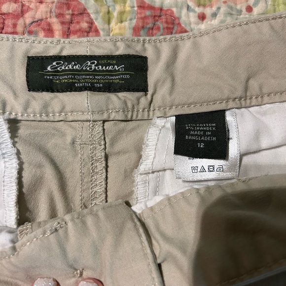 Eddie Bauer Kakki shorts - Picture 4 of 4